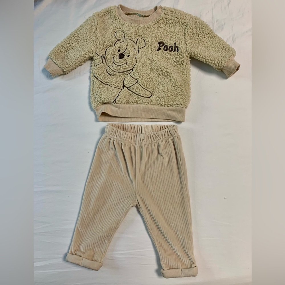 Disney Cream Pooh Bear Outfit
